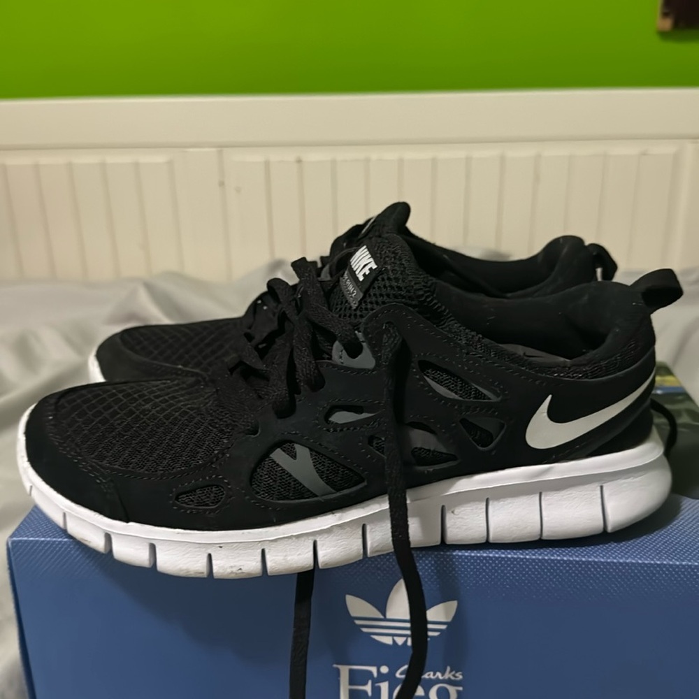 LAST CALL - Nike Free Run 2